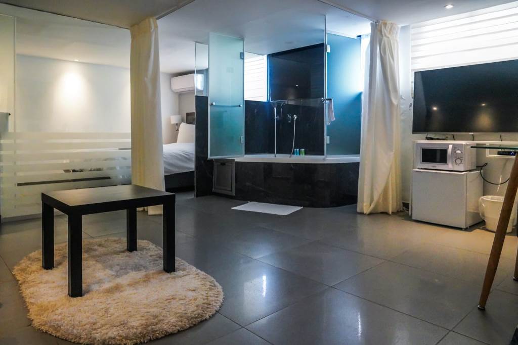 ספא לאגו סוויטס ירושלים