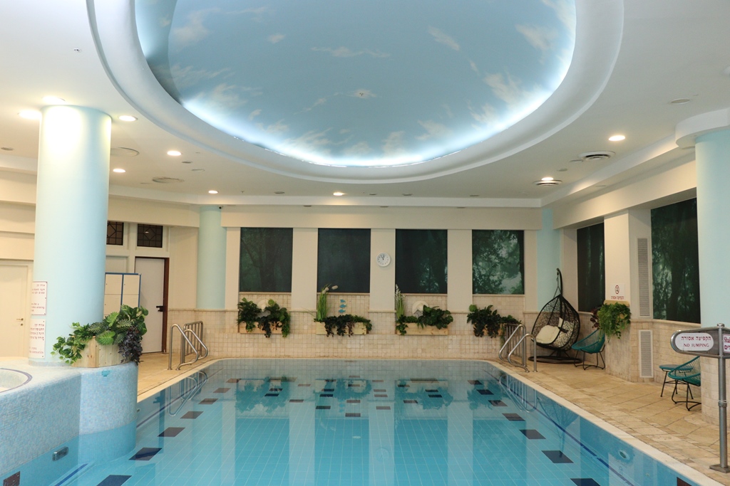 ספא יפה נוף - קראון פלזה חיפה